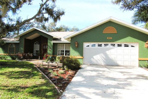 House in Port Charlotte, Florida 3 bedrooms, 155.98 sq.m. № 958103 - photo 2