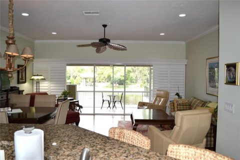 Townhouse in Madeira Beach, Florida 2 bedrooms, 141.58 sq.m. № 1359600 - photo 7