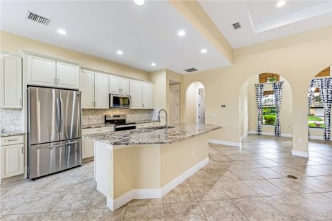Casa en venta en Fort Myers, Florida, 3 dormitorios, 225.75 m2 № 879630 - foto 5
