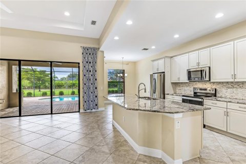 Villa ou maison à vendre à Fort Myers, Floride: 3 chambres, 225.75 m2 № 879630 - photo 6