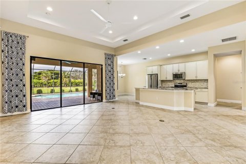Villa ou maison à vendre à Fort Myers, Floride: 3 chambres, 225.75 m2 № 879630 - photo 9