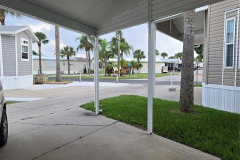 Condo in Okeechobee, Florida, 2 bedrooms  № 1376667 - photo 2