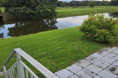 Condo in Okeechobee, Florida, 2 bedrooms  № 1376667 - photo 3