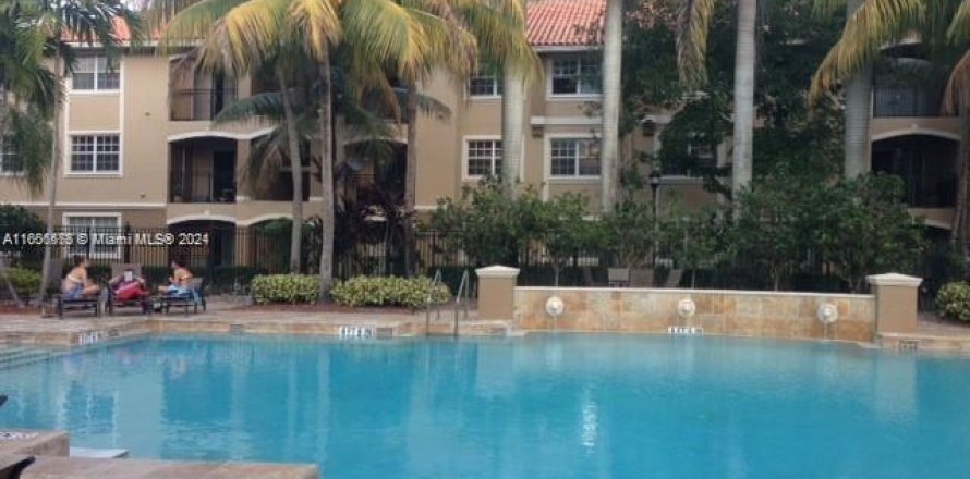 Condo à Pembroke Pines, Floride, 2 chambres  № 1357011