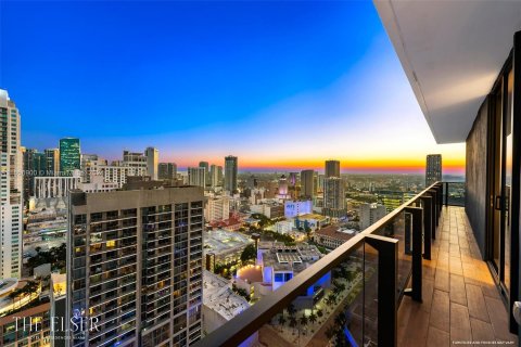 Condo in Miami, Florida, 3 bedrooms  № 1357110 - photo 13