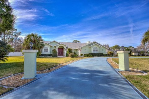 House in Silver Springs Shores, Florida 4 bedrooms, 342.16 sq.m. № 1353062 - photo 24