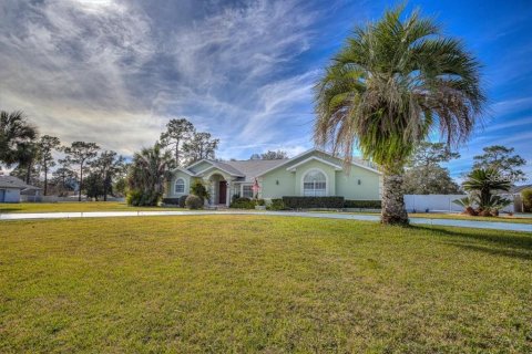 House in Silver Springs Shores, Florida 4 bedrooms, 342.16 sq.m. № 1353062 - photo 22