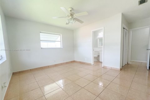 Villa ou maison à vendre à Tamarac, Floride: 2 chambres, 115.01 m2 № 1365806 - photo 16