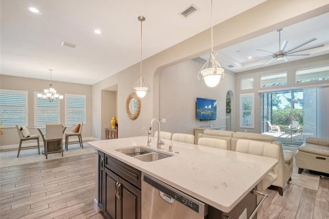 Casa en venta en Lakewood Ranch, Florida, 2 dormitorios, 199.55 m2 № 1392325 - foto 14