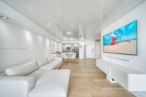 Copropriété à vendre à Miami Beach, Floride: 2 chambres, 110.55 m2 № 1281822 - photo 10