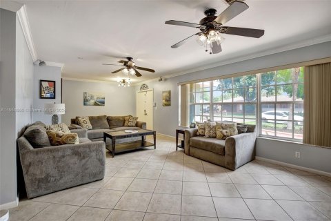 Villa ou maison à vendre à Plantation, Floride: 4 chambres, 208.66 m2 № 1078611 - photo 9