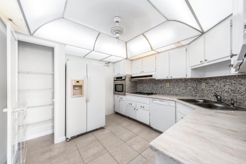 Copropriété à vendre à Fort Lauderdale, Floride: 2 chambres, 140.65 m2 № 1227782 - photo 10