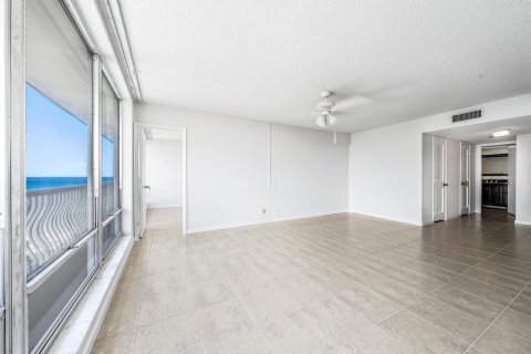 Condo in Fort Lauderdale, Florida, 2 bedrooms  № 1227782 - photo 19