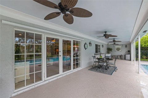 House in Coral Springs, Florida 4 bedrooms, 255.85 sq.m. № 1227884 - photo 25
