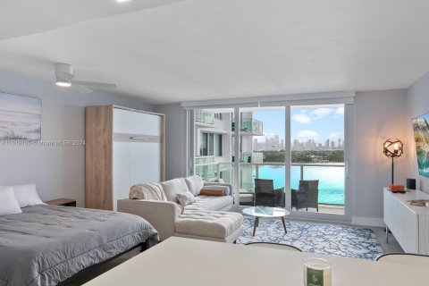 Condominio en venta en Miami Beach, Florida, 50.45 m2 № 1333405 - foto 13