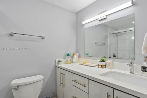 Condominio en venta en Miami Beach, Florida, 50.45 m2 № 1333405 - foto 15