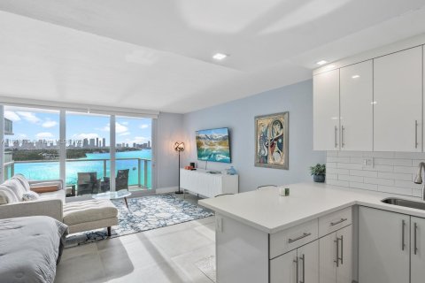 Condominio en venta en Miami Beach, Florida, 50.45 m2 № 1333405 - foto 5