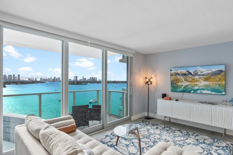 Condominio en venta en Miami Beach, Florida, 50.45 m2 № 1333405 - foto 1