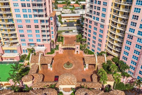 Condo in Fort Lauderdale, Florida, 3 bedrooms  № 952128 - photo 26