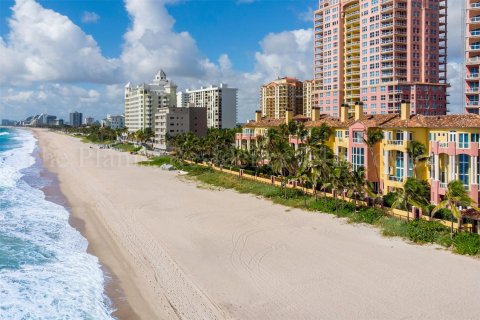 Condo in Fort Lauderdale, Florida, 3 bedrooms  № 952128 - photo 27