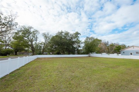 Terreno en venta en Tampa, Florida № 1354974 - foto 2