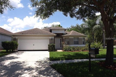 Villa ou maison à louer à Tampa, Floride: 3 chambres, 164.07 m2 № 1354977 - photo 1