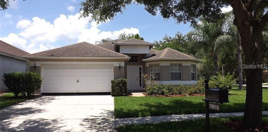 House in Tampa, Florida 3 bedrooms, 164.07 sq.m. № 1354977