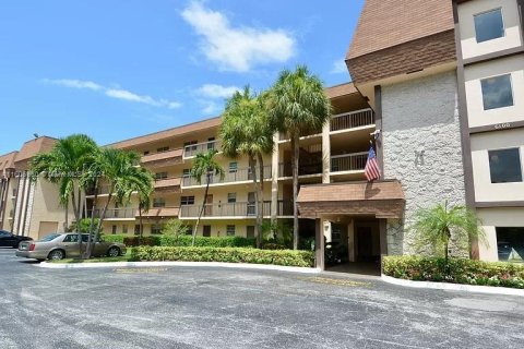 Copropriété à vendre à Boca Raton, Floride: 2 chambres, 162.58 m2 № 1228914 - photo 1