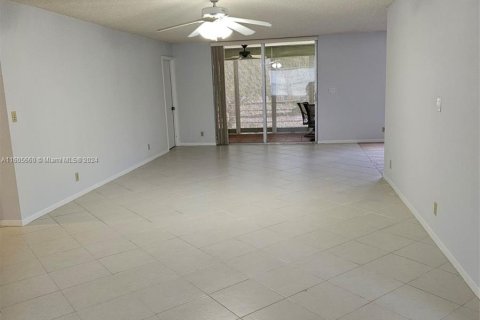 Copropriété à vendre à Boca Raton, Floride: 2 chambres, 162.58 m2 № 1228914 - photo 4