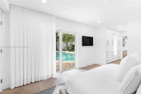 Casa en venta en Miami, Florida, 4 dormitorios, 219.62 m2 № 1355096 - foto 20