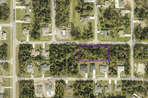 Terreno en venta en North Port, Florida № 1339073 - foto 1