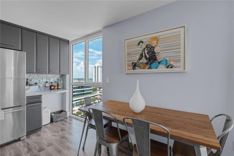 Copropriété à louer à Miami Beach, Floride: 2 chambres, 98.48 m2 № 1332337 - photo 8