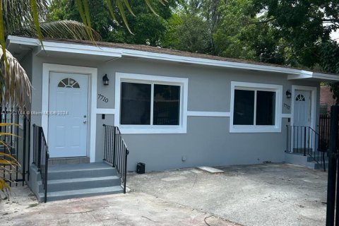 Immobilier commercial à vendre à Miami, Floride: 115.94 m2 № 1332339 - photo 16