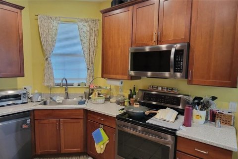 Villa ou maison à vendre à Kissimmee, Floride: 2 chambres, 138.89 m2 № 1313822 - photo 4