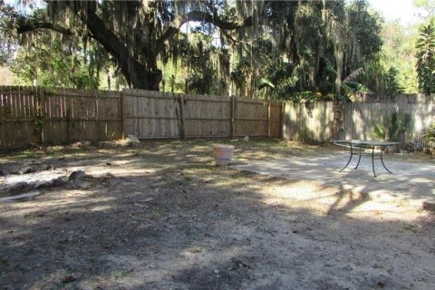 House in Port Richey, Florida 4 bedrooms, 167.22 sq.m. № 1313825 - photo 9