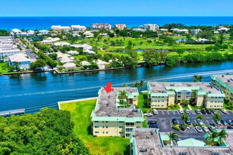 Condo in Boynton Beach, Florida, 1 bedroom  № 1092020 - photo 1