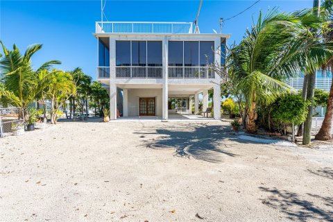Villa ou maison à vendre à Key Largo, Floride: 4 chambres, 195.37 m2 № 986705 - photo 4
