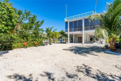 Villa ou maison à vendre à Key Largo, Floride: 4 chambres, 195.37 m2 № 986705 - photo 17