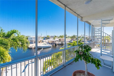 Casa en venta en Key Largo, Florida, 4 dormitorios, 195.37 m2 № 986705 - foto 29