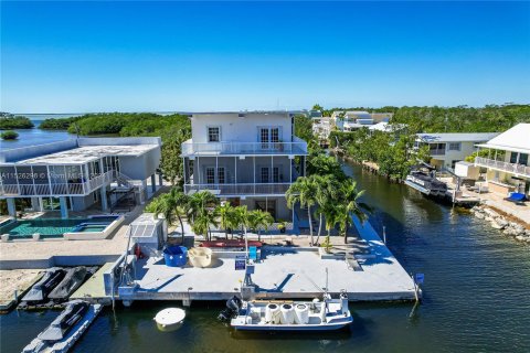 Villa ou maison à vendre à Key Largo, Floride: 4 chambres, 195.37 m2 № 986705 - photo 7