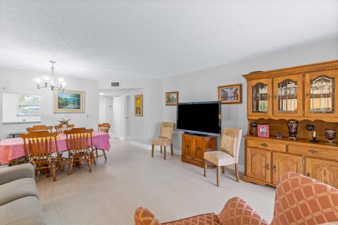 Condominio en venta en Lake Worth, Florida, 1 dormitorio, 90.02 m2 № 1102344 - foto 16