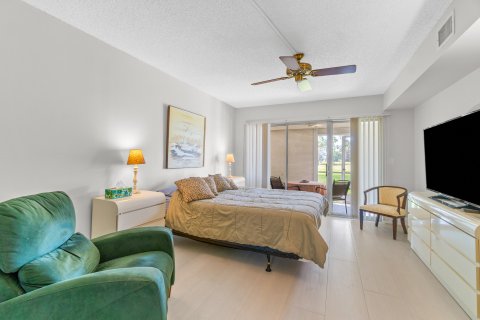 Condominio en venta en Lake Worth, Florida, 1 dormitorio, 90.02 m2 № 1102344 - foto 12