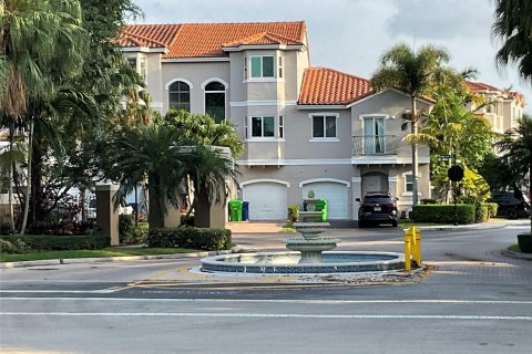 Adosado en venta en Sunrise, Florida, 4 dormitorios, 168.34 m2 № 1102345 - foto 13