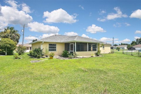 Villa ou maison à vendre à Punta Gorda, Floride: 3 chambres, 152.55 m2 № 1335125 - photo 15