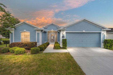 Casa en venta en Ocala, Florida, 3 dormitorios, 164.9 m2 № 1335124 - foto 1