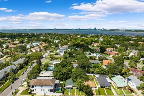 Villa ou maison à vendre à Tampa, Floride: 2 chambres, 107.3 m2 № 1313022 - photo 14