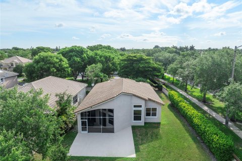Villa ou maison à vendre à Coral Springs, Floride: 3 chambres, 175.77 m2 № 1228584 - photo 17