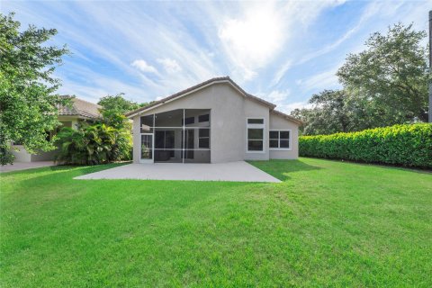 House in Coral Springs, Florida 3 bedrooms, 175.77 sq.m. № 1228584 - photo 20