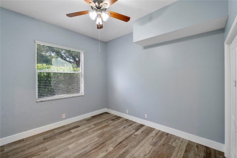 House in Coral Springs, Florida 3 bedrooms, 175.77 sq.m. № 1228584 - photo 26