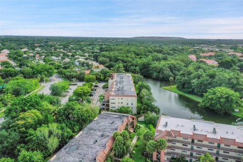 Copropriété à vendre à Coconut Creek, Floride: 2 chambres, 121.61 m2 № 1228582 - photo 5